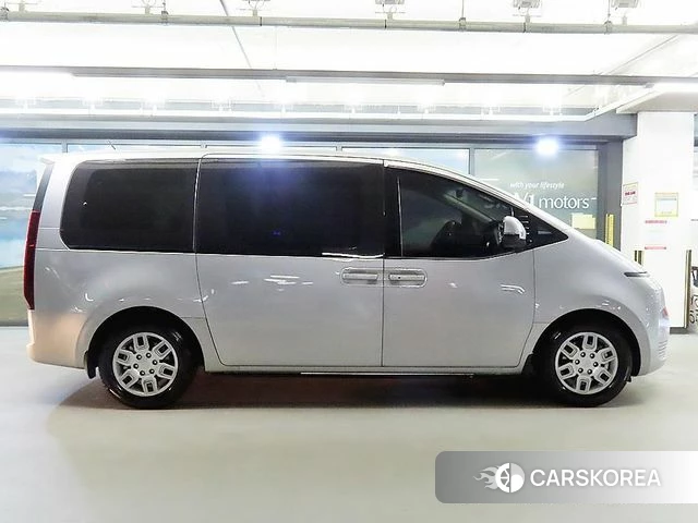 Hyundai Staria id 4470445 из Кореи 13