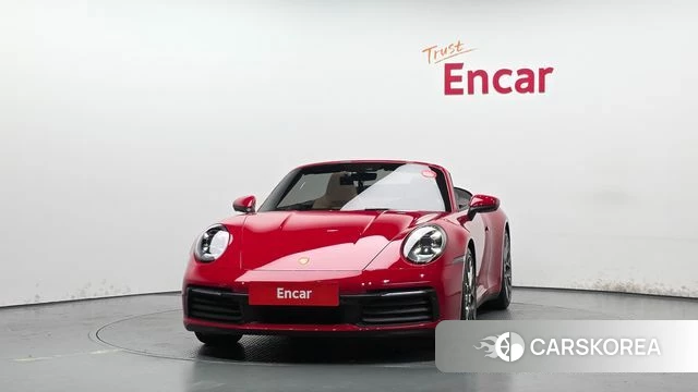 Porsche 911(992) id 4445901 из Кореи 23