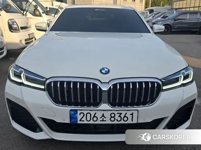 BMW 5 Series (G30) id 3058459 из Кореи 12