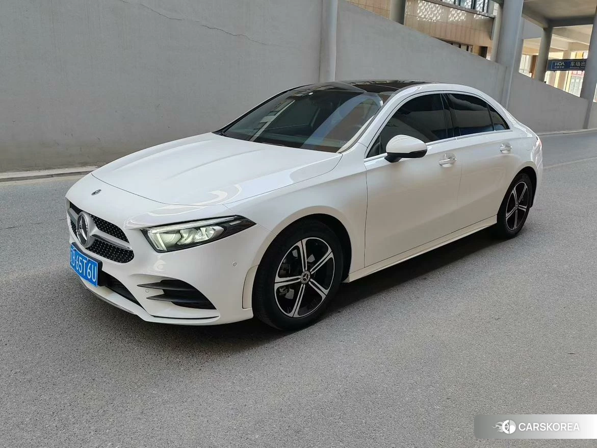 Mercedes-Benz Class A 2022 Белый из Китая, фото 5