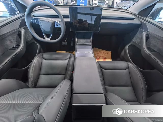 Tesla Model Y 2025 Темно-серый из Китая, фото 3