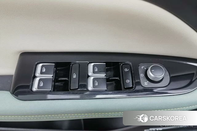 Geely Automobile Emgrand L HiP id 4236623 из Китая 17