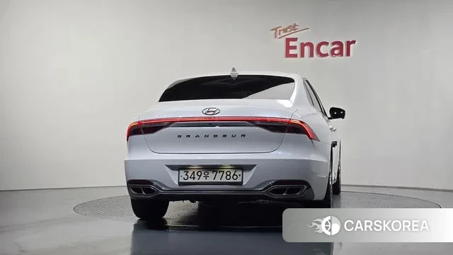 Hyundai The New Grandeur IG id 3464172 из Кореи 13