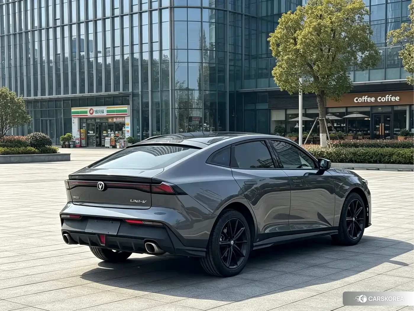 Chang'an Changan UNI-V 2022 Silver/gray из Китая, фото 3