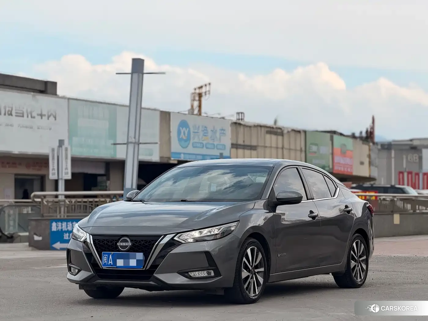 Nissan Sylphy 2022 Silver/gray из Китая, фото 3