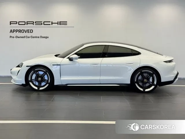 Porsche Taycan id 3689602 из Кореи 13
