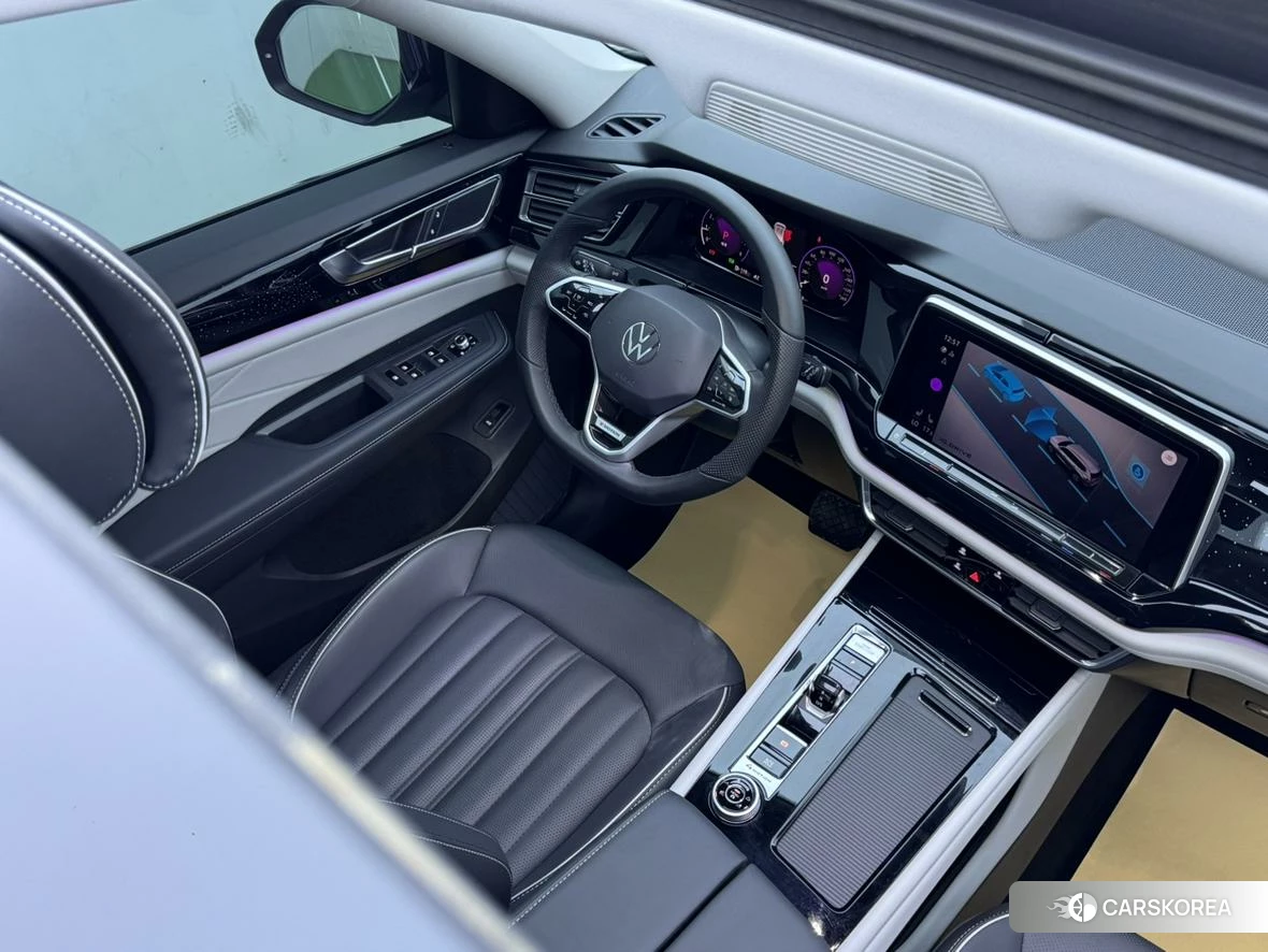 Volkswagen Tourang id 4492980 из Китая 16