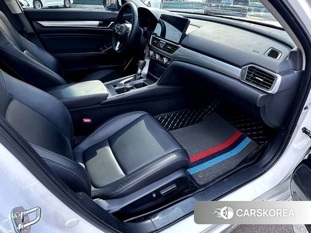 Honda Accord id 3889795 из Китая 8