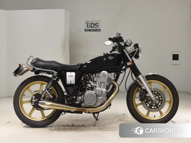 Проданный Yamaha SR400 2020 из Японии