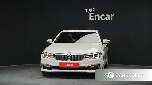 BMW 5 Series (G30) id 3494760 из Кореи 13