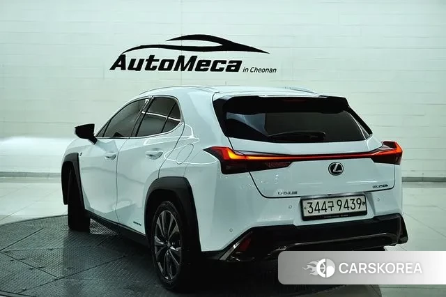 Lexus UX250h id 3777973 из Кореи 13