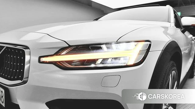 Volvo V60 Cross-Country 2nd Generation id 3866138 из Кореи 13