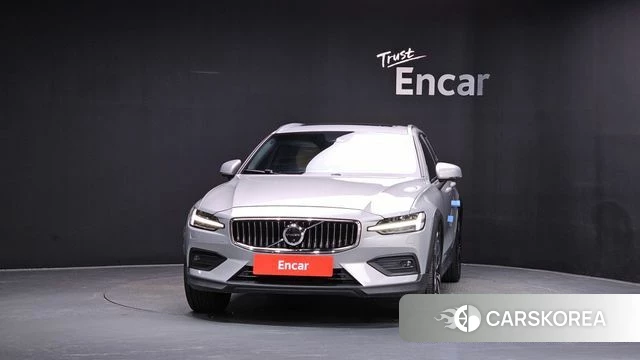 Volvo V60 Cross-Country 2nd Generation id 4768442 из Кореи 13