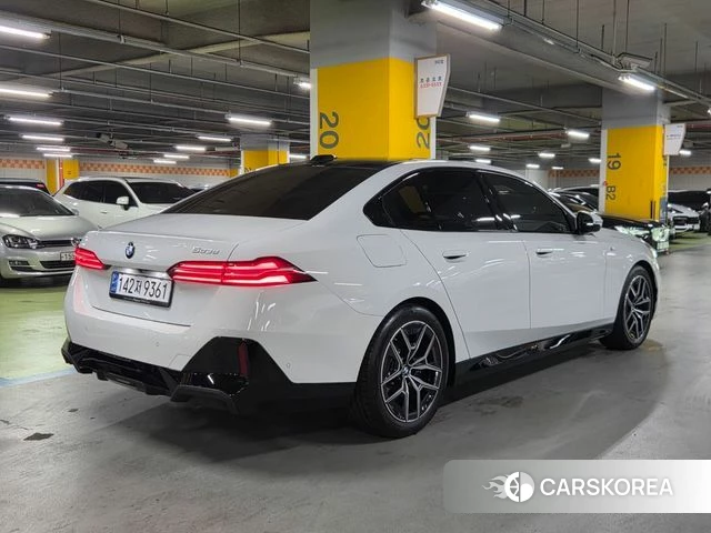 BMW 5 Series (G60) id 4408150 из Кореи 13