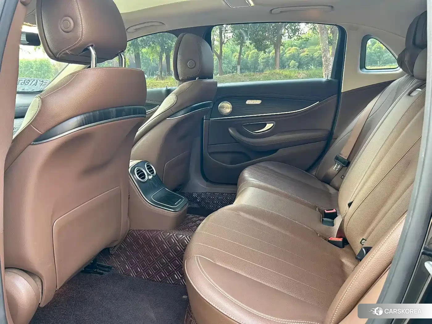 Mercedes-Benz E-Class 2022 Черный из Китая, фото 3
