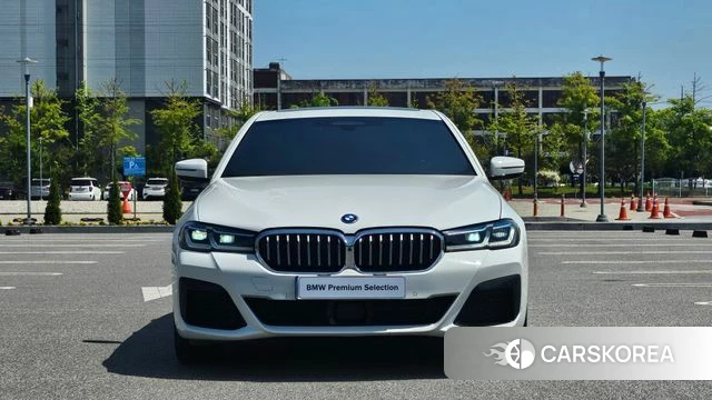 BMW 5 Series (G30) id 4292409 из Кореи 13