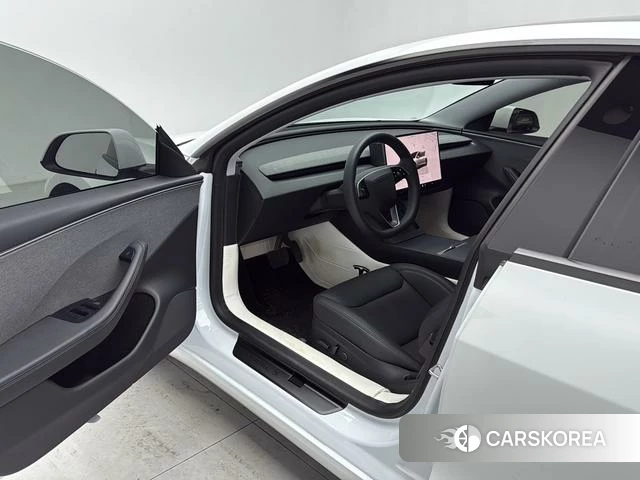 Tesla Model 3 id 3939441 из Китая 13