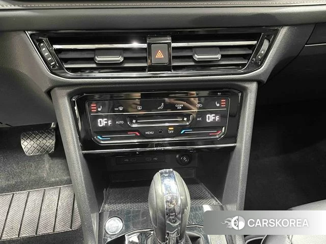 Volkswagen Tuyue id 4328741 из Китая 13