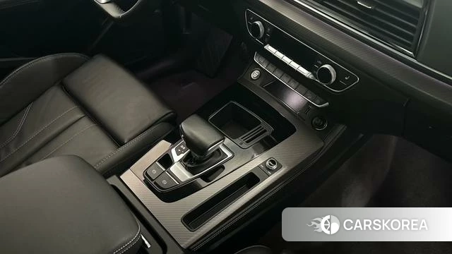 Audi Q5L id 4213259 из Китая 12