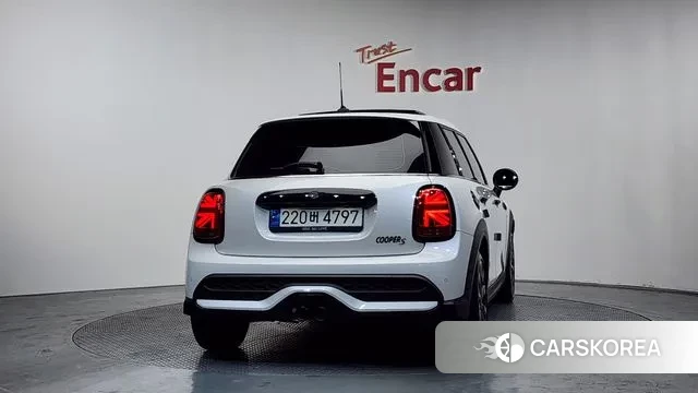 Mini Cooper S id 3726370 из Кореи 13