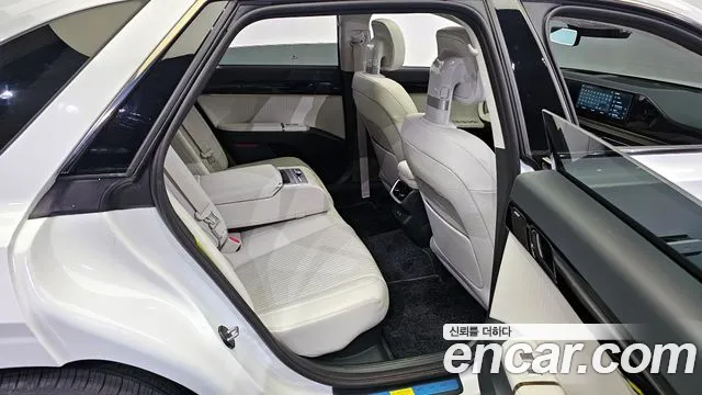 Hyundai Grandeur Hybrid (GN7) id 2538842 из Кореи 13