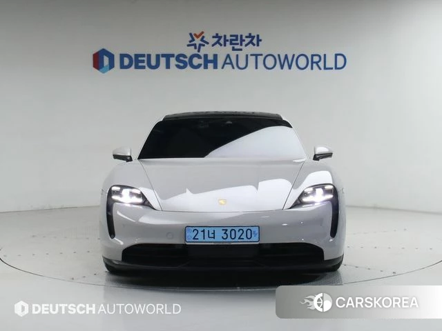 Porsche Taycan id 4342897 из Кореи 13