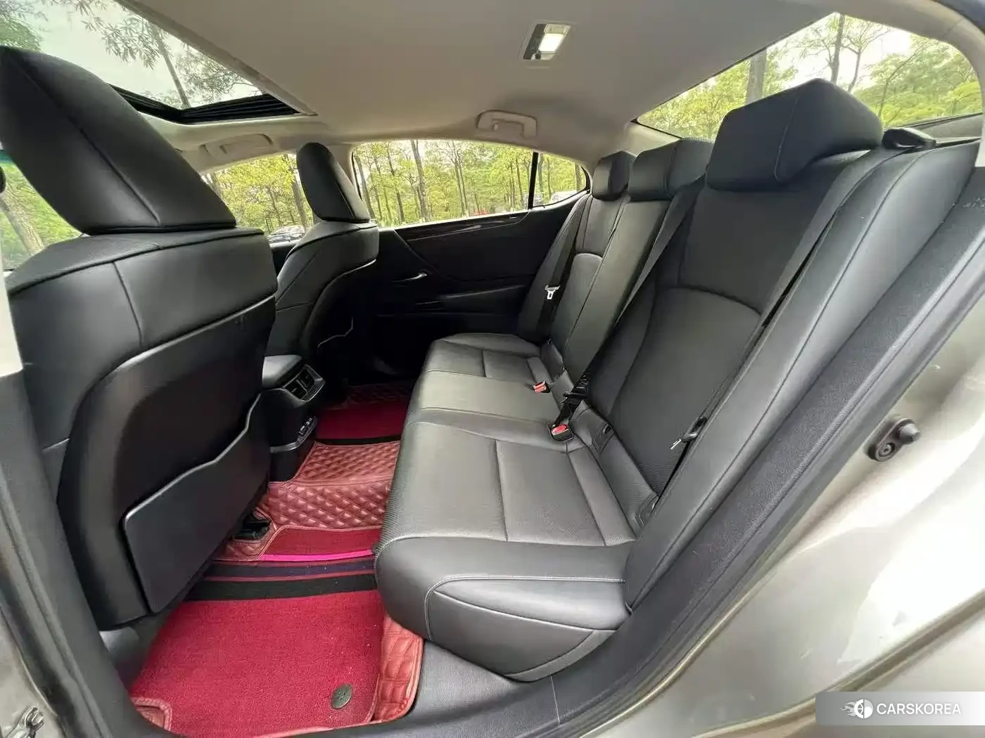 Lexus ES 2022 Silver/gray из Китая, фото 3