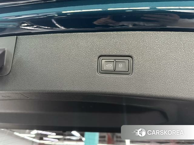 Audi Q8 id 4273855 из Китая 10