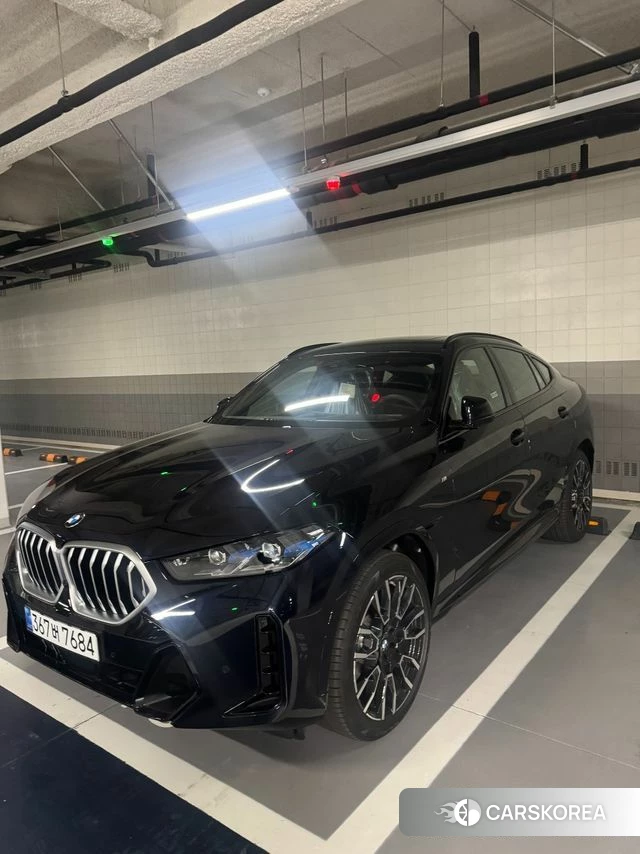 BMW X6 (G06) 2026 Черный из Кореи, фото 3