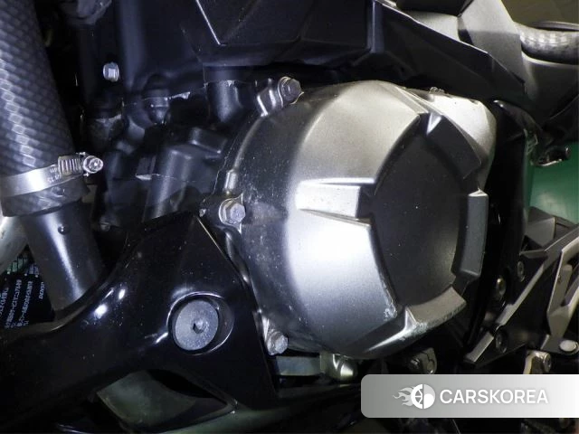 Engine photo