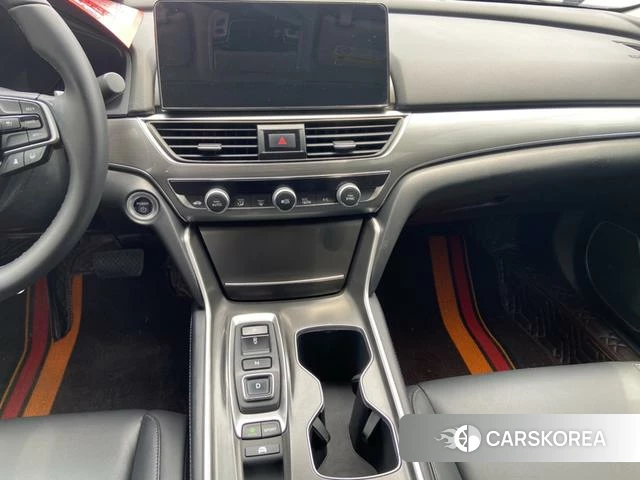 Honda Accord 2023 Белый из Китая, фото 6