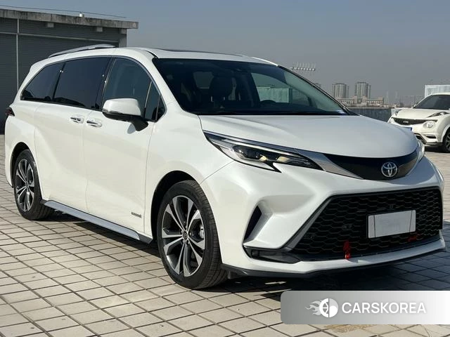 Toyota Grevia 2024 Белый из Китая, фото 4