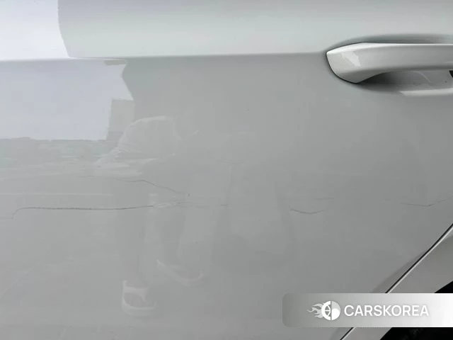Volkswagen Golf 8th Generation 2025 Белый из Кореи, фото 3