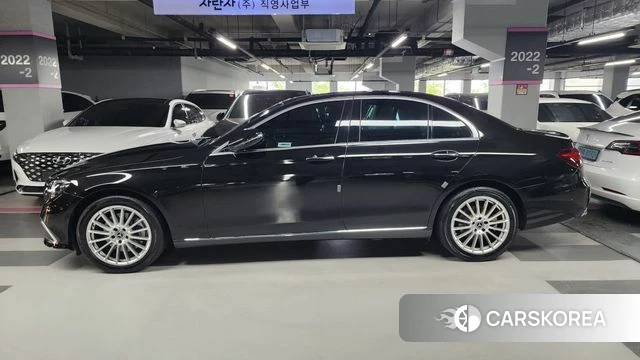 Mercedes-Benz E-Class W213 2021 Черный из Кореи, фото 3