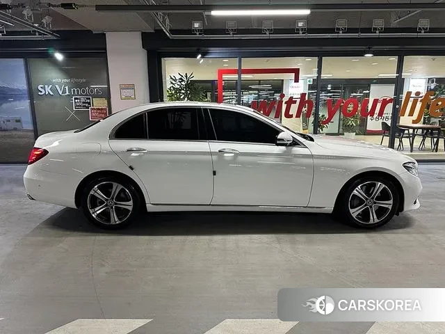 Mercedes-Benz E-Class W213 id 3651865 из Кореи 13