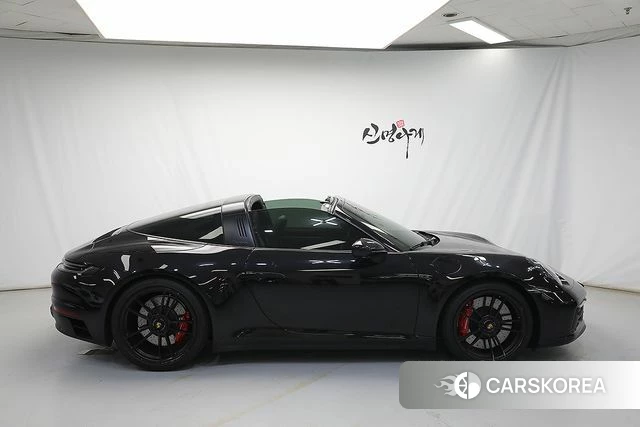 Porsche 911(992) 2023 Черный из Кореи, фото 5