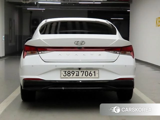Hyundai Avante Hybrid (CN7) id 3897961 из Кореи 13