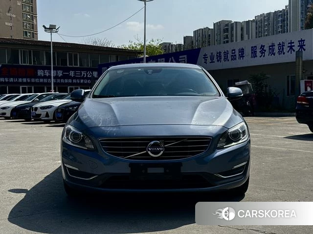 Volvo S60 id 4215713 из Китая 8
