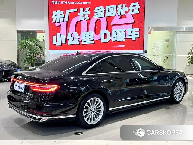 Audi A8 2021 Черный из Китая, фото 3