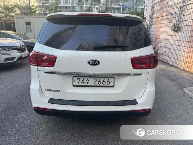 Kia The New Carnival id 3454509 из Кореи 7