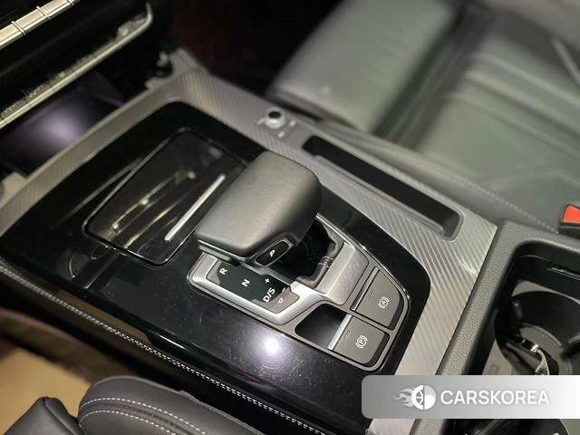 Audi Q5L id 4321144 из Китая 16