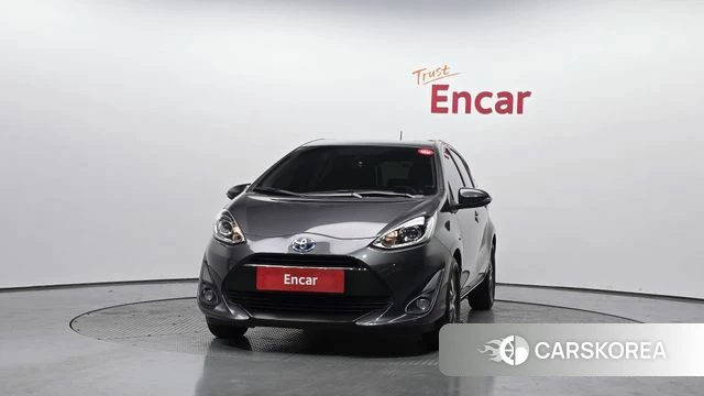 Toyota Prius C id 3834858 из Кореи 13