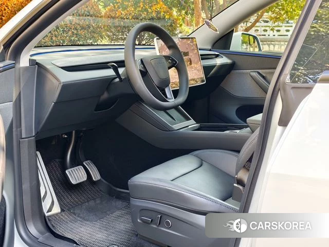 Tesla Model Y id 3920742 из Китая 10