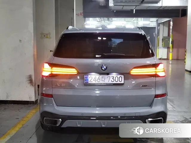 BMW X5 (G05) 2024 Цвет галактики из Кореи, фото 4