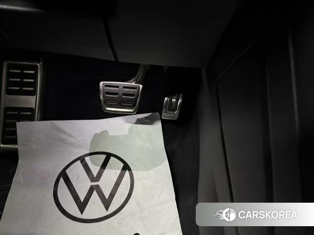 Volkswagen Tiguan L 2023 Серебристо-серый из Китая, фото 5