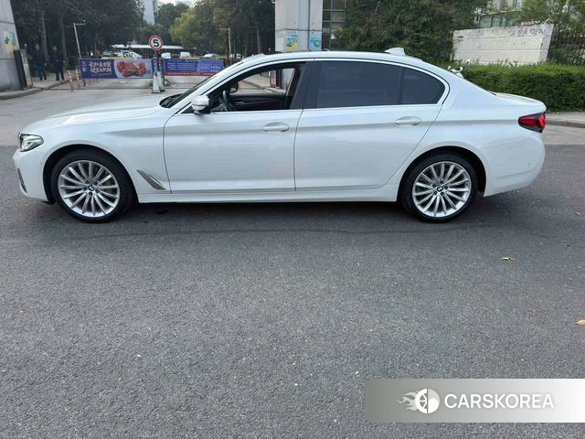 BMW 5 series 2022 Белый из Китая, фото 3