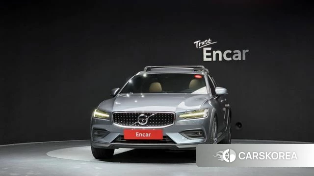 Volvo V60 Cross-Country 2nd Generation id 4693677 из Кореи 13