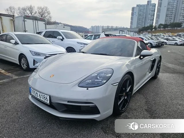 Porsche 718 Boxster 2023 Серебристо-серый из Кореи, фото 5