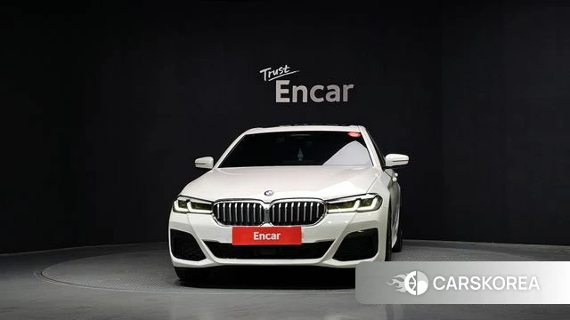 BMW 5 Series (G30) id 4463055 из Кореи 13