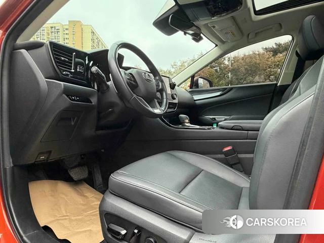 Lexus NX id 4209884 из Китая 13